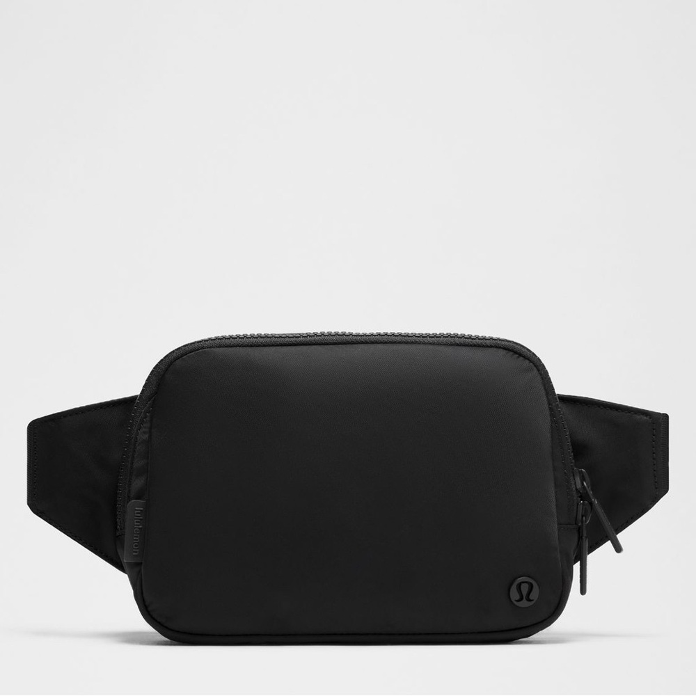 Lululemon Everywhere Belt Bag Large with Long Strap 2L